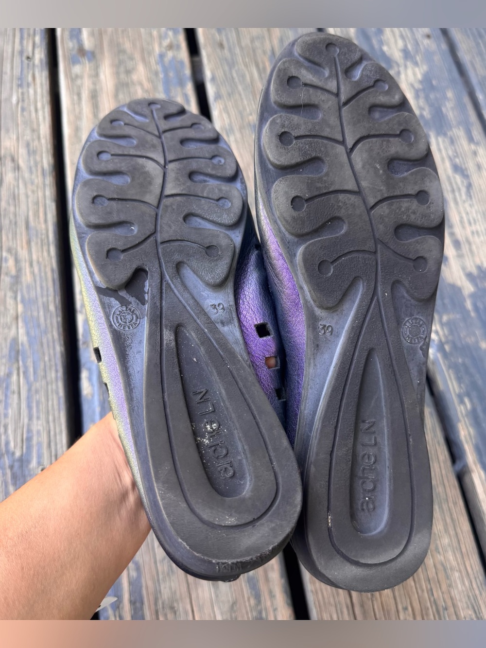 • Arche • Women’s Drick Perforated Metallic Slip-On Flats Purple / Black 39 - Picture 7 of 9